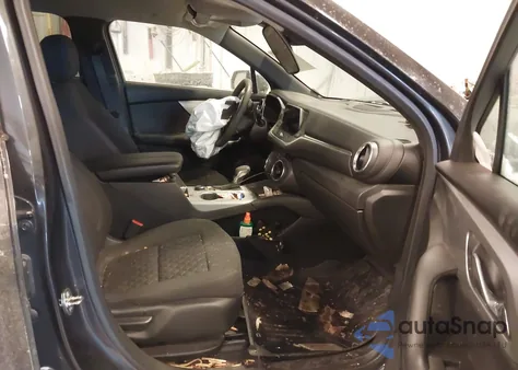 2021 Chevrolet Blazer Awd 2Lt z USA, uszkodzony, nr VIN 3GNKBHRS2MS509583